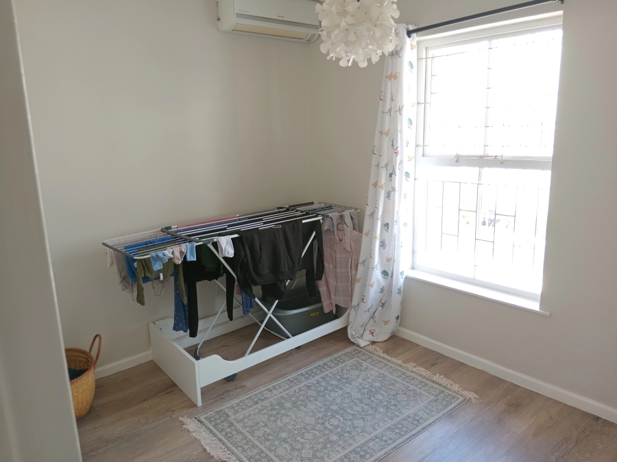 To Let 3 Bedroom Property for Rent in Rondebosch Western Cape